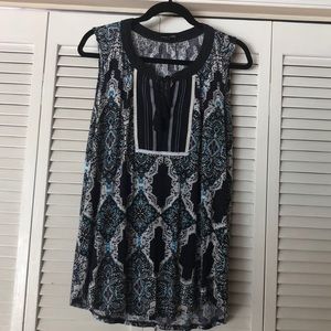 Navy blue and white top!